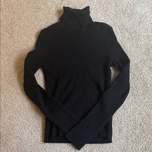 H&M Divided Ribbed Turtle Neck Long Sleeve Top Size Small